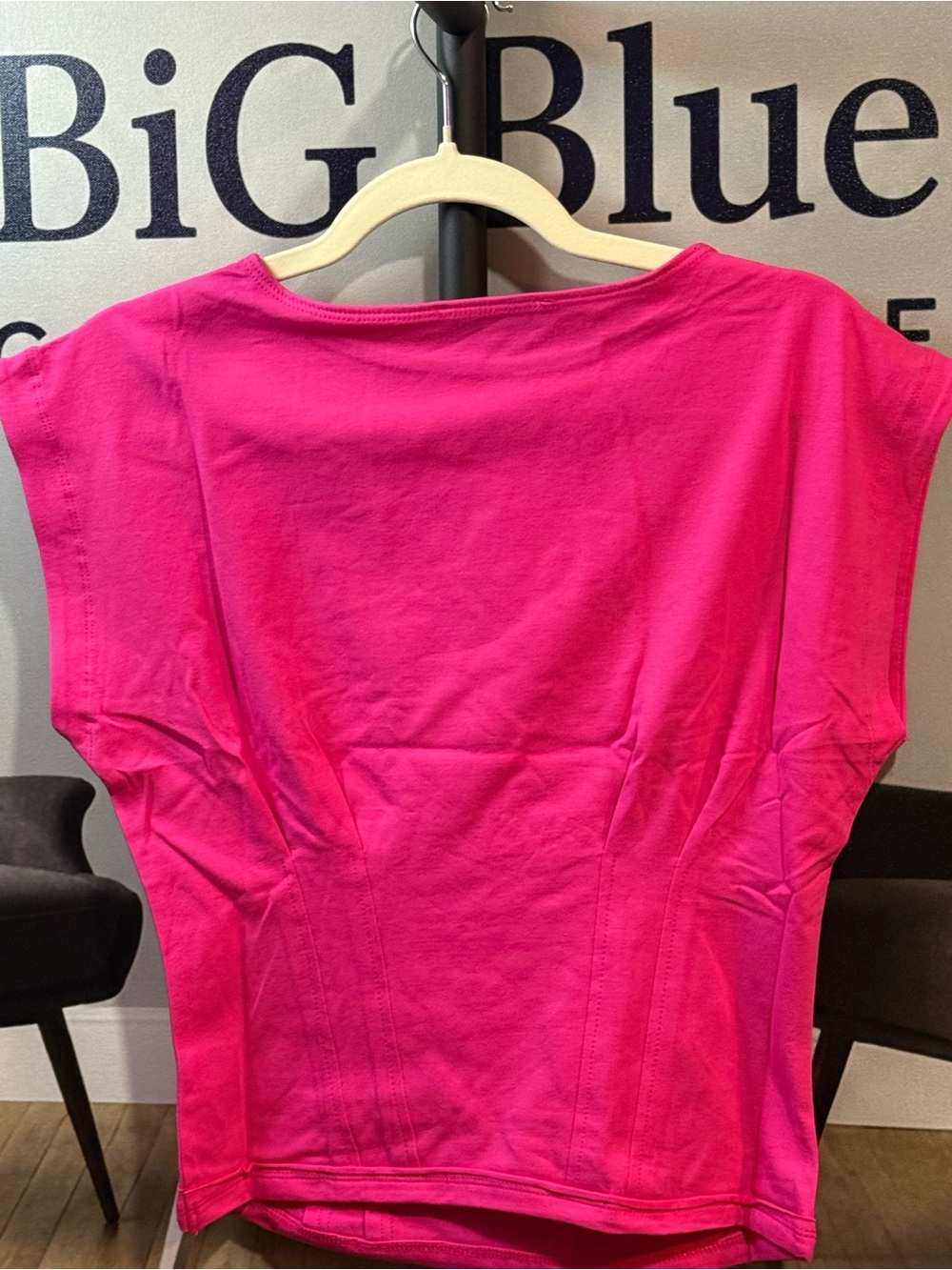 Zenana Outfitters Hot Pink Sleeveless Crewneck Tank - Picture 2 of 3